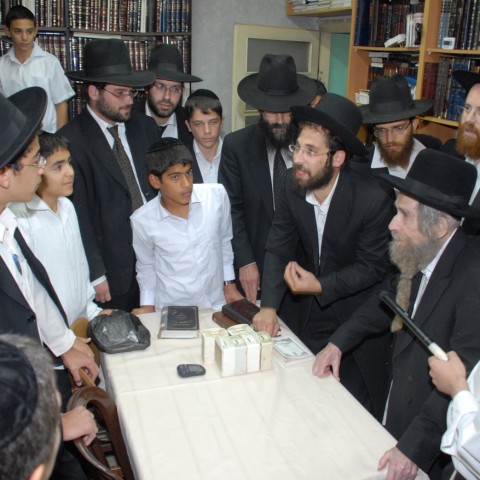 Gedolei Yisrael and Acheinu